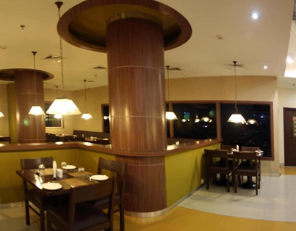 Hotel Manesar Gurgaon Exteriör bild