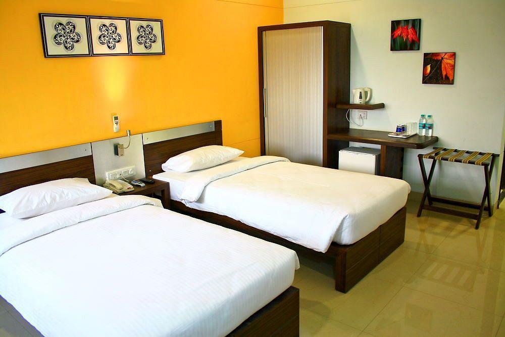 Hotel Manesar Gurgaon Exteriör bild